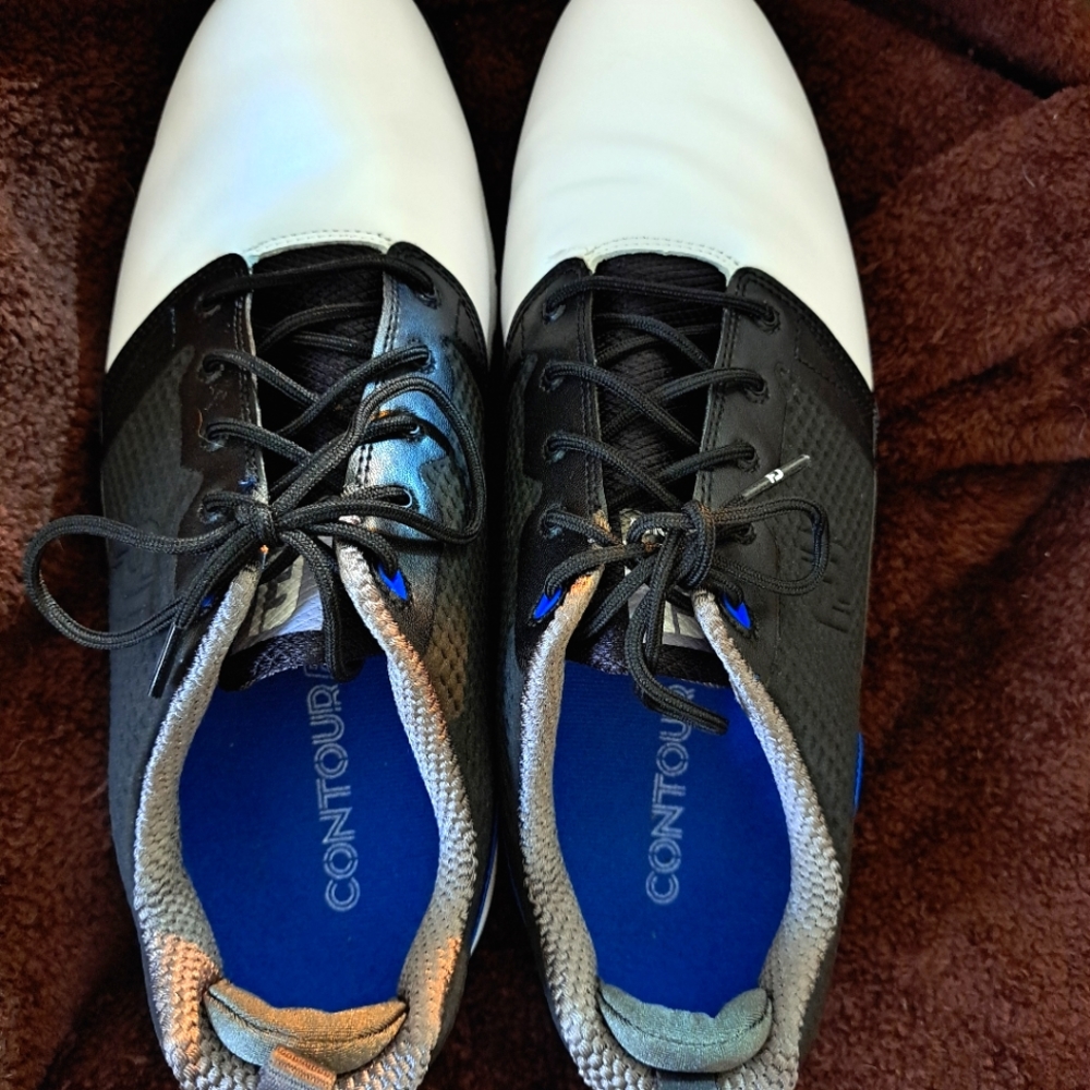Footjoy Contour Fit Golf Shoes.